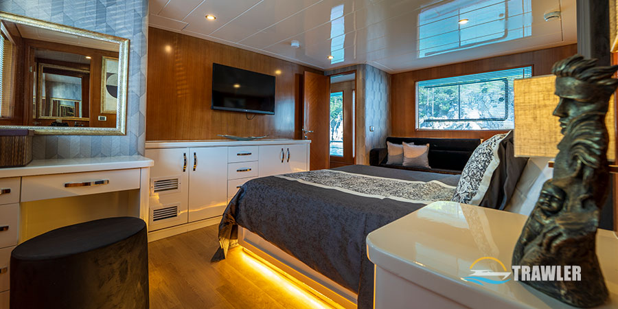simay s trawler kabin