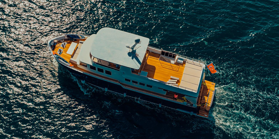 Beluga Trawler | Fethiye & Göcek'te Lüks Motoryat Kiralama ve Haftalık Mavi Yolculuk