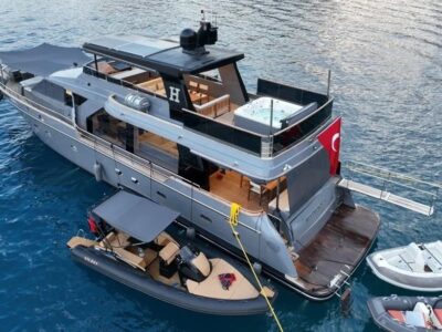 Göcek kiralık motor yat